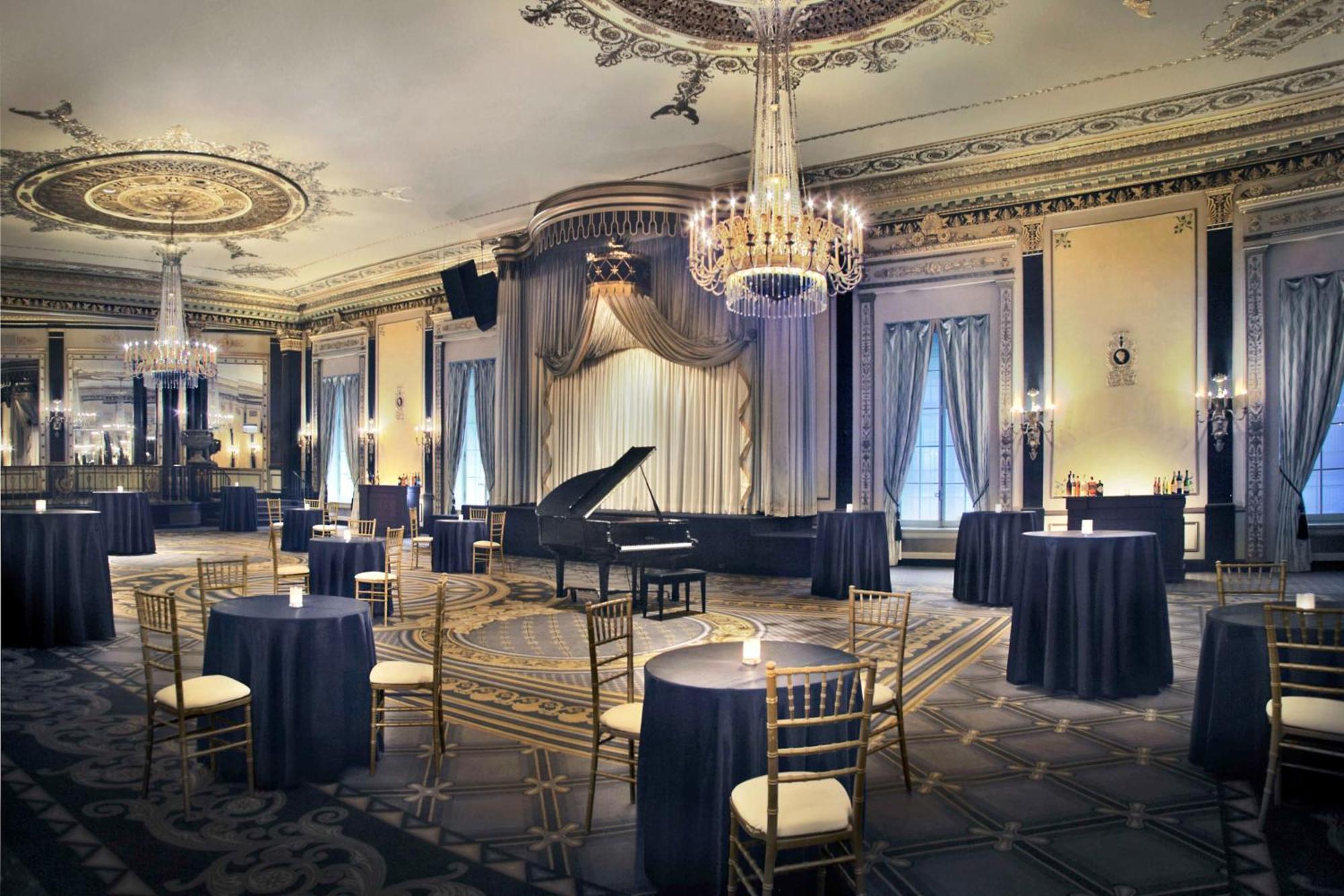The Palmer House Hilton Chicago Exterior photo