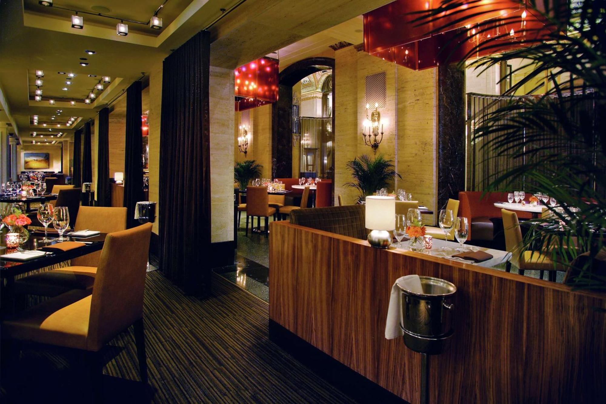 The Palmer House Hilton Chicago Exterior photo