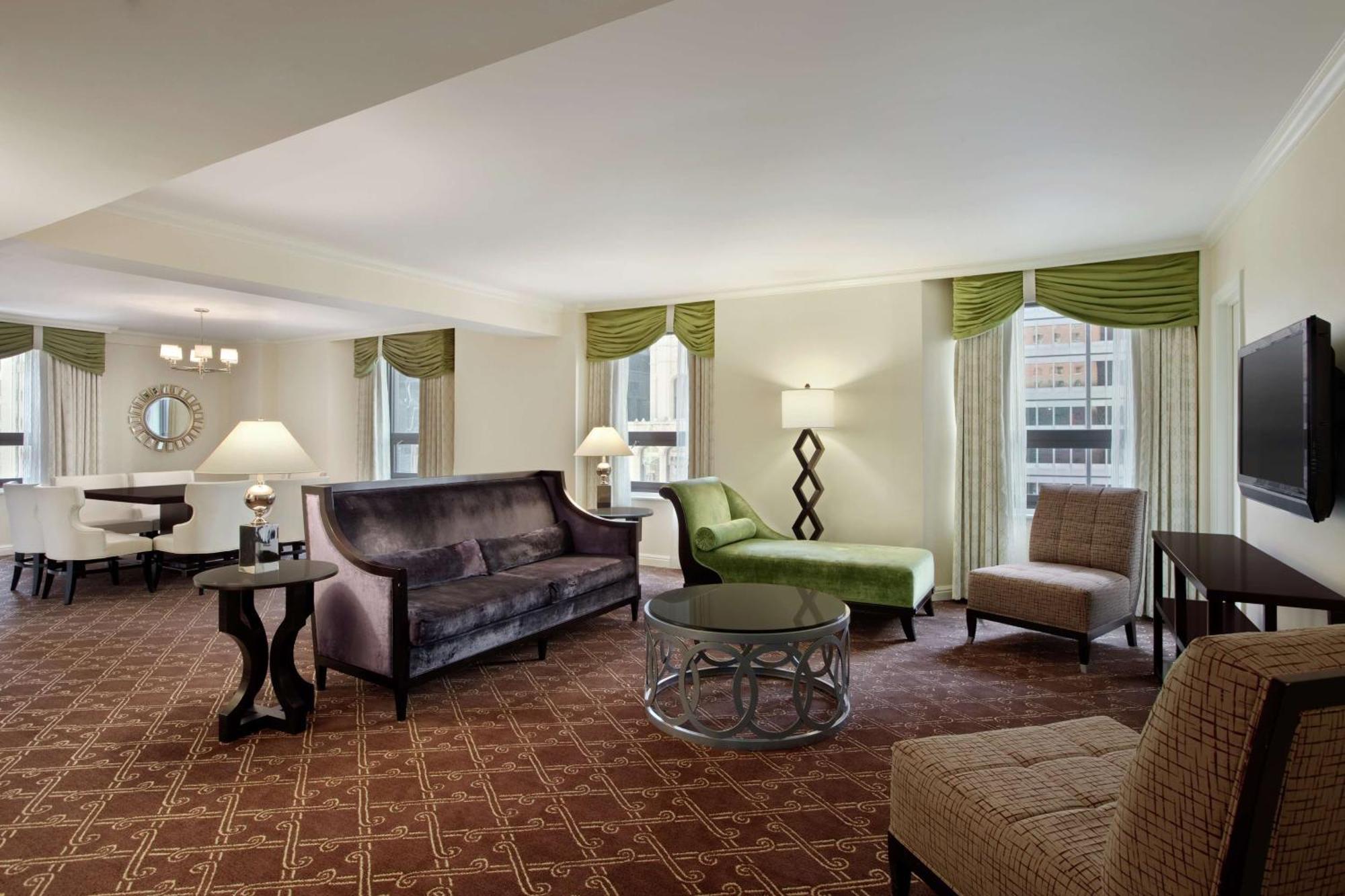 The Palmer House Hilton Chicago Exterior photo